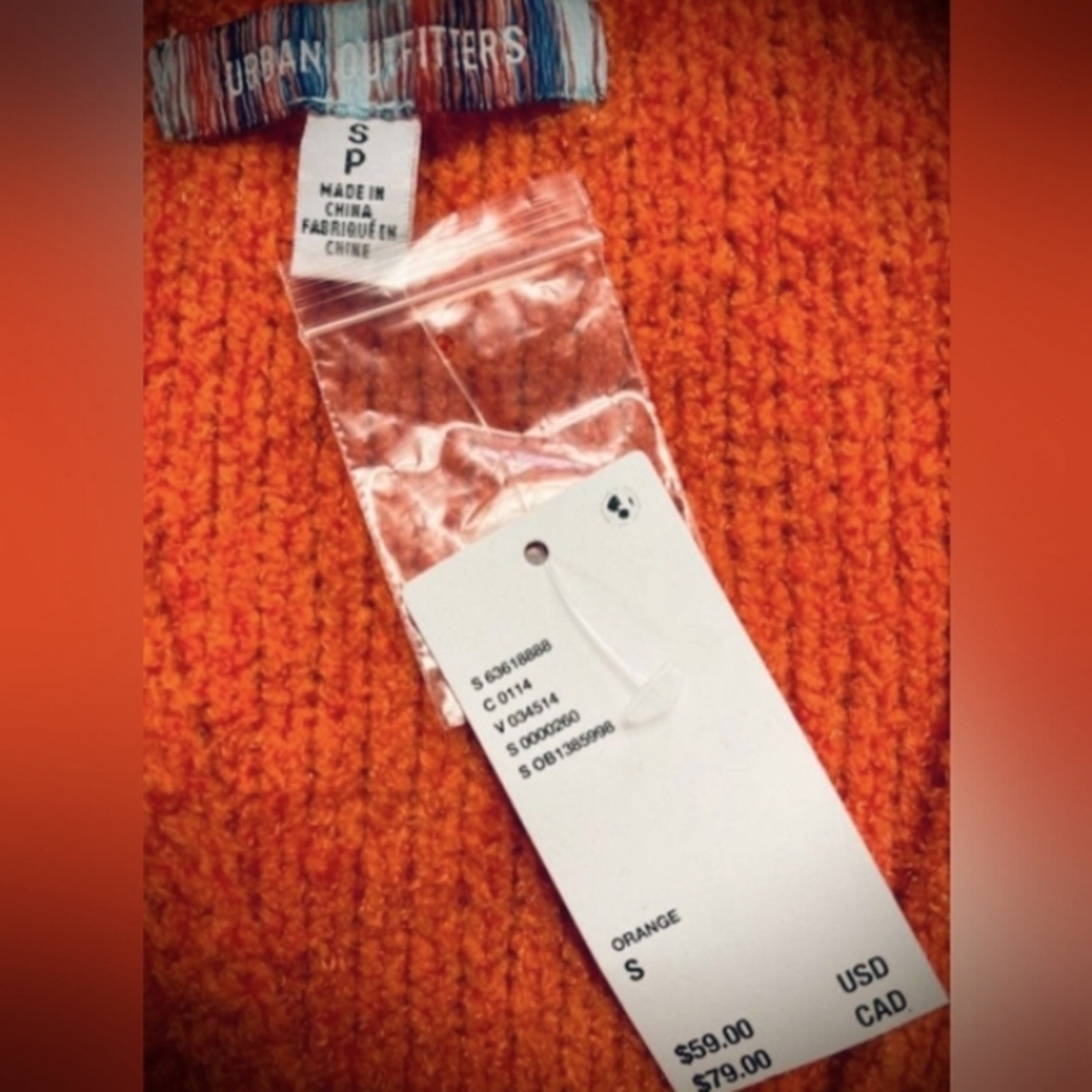 NEW, URBAN OUTFITTERS ORANGE CARDIGAN. SIZE: S. SOFT & COZY. ORIGINAL PRICE: $59 - Picture 2 of 3